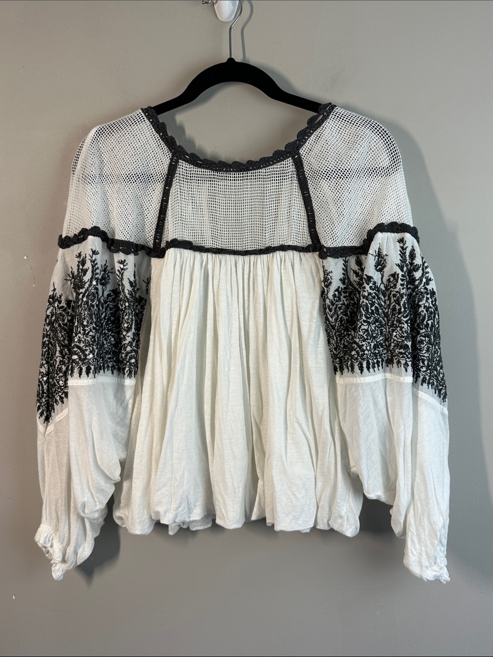 Free People Carly Embroidered Top in Ivory Black Combo Size L Boho
Festival